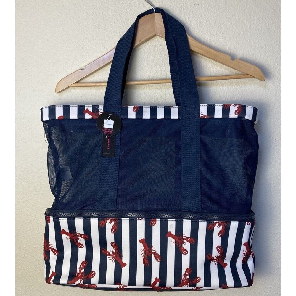 No Boundaries Tote Bag Insulated Zip Bottom Blue White Red Lobsters